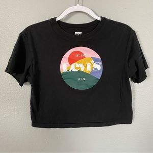 Levi’s crop top